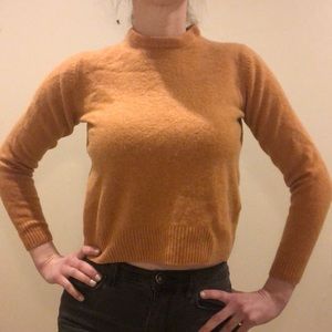 Uniqlo 100% Lambswool Vintage-Style Sweater